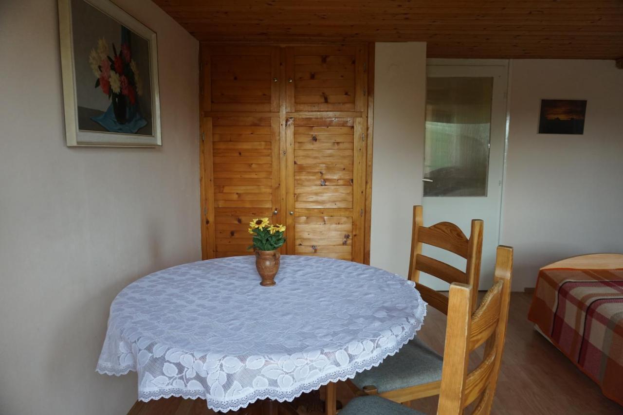 דירות Szolad Grosses Ferienhaus Plattensee Balaton - Nyaralo Haz 6 Szobaval, 5 Fuerdoszobaval, 3000 Nm מראה חיצוני תמונה